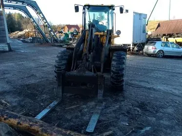 Volvo L40B - TP / 2008 / 19 886 m/h (2)