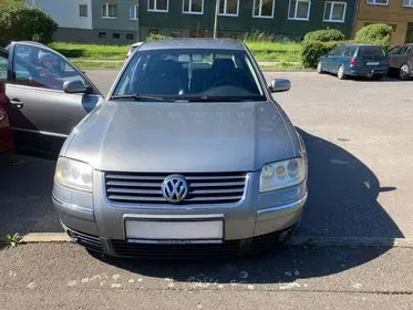 Volkswagen Passat 1,8 T / 2004 / 397 000 km (2)