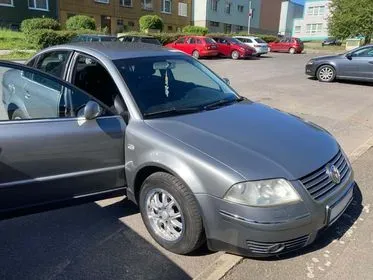 Volkswagen Passat 1,8 T / 2004 / 397 000 km (3)