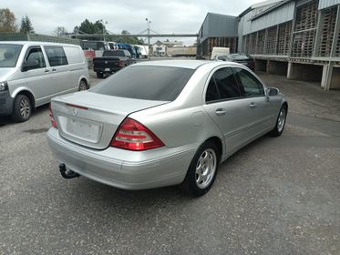 Mercedes Benz C 270 CDI / Automatic (5)