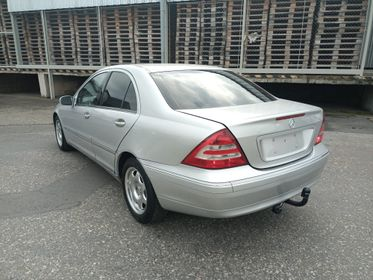 Mercedes Benz C 270 CDI / Automatic (3)