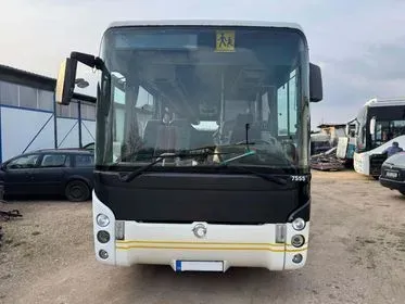 IRISBUS ARES SFR118 / 2005 / 824 670 km (2)