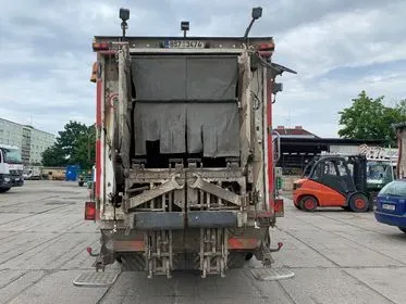 Mercedes Benz Actros 2532 L 6x2/ 2009/ 395000km/ Zoeller S Medium (7)