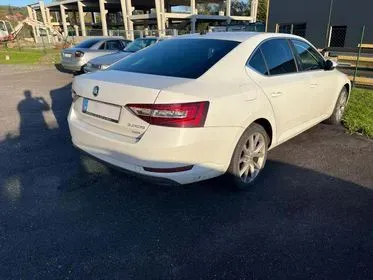 Škoda Superb 2,0 TDI 4x4 / 2016 / 211 000 km (5)