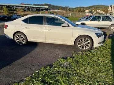 Škoda Superb 2,0 TDI 4x4 / 2016 / 211 000 km (4)