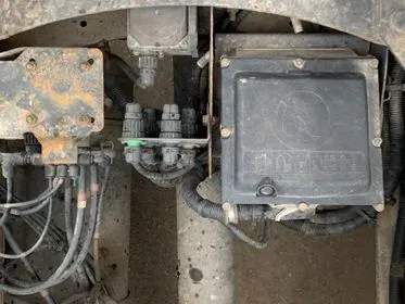 Renault Magnum DXI 500.19 T 4x2 / 2008/ EURO 5/ 1393000 km  (27)