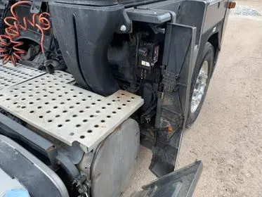 Renault Magnum DXI 500.19 T 4x2 / 2008/ EURO 5/ 1393000 km  (32)