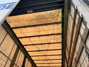 Krone SD 2013/ curtain side semi trailer (12)