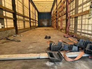 Krone SD 2013/ curtain side semi trailer (15)