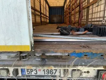 Krone SD 2013/ curtain side semi trailer (19)