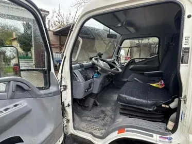 Mitsubishi FUSO Canter FE / 2009 / 255 200 km (16)