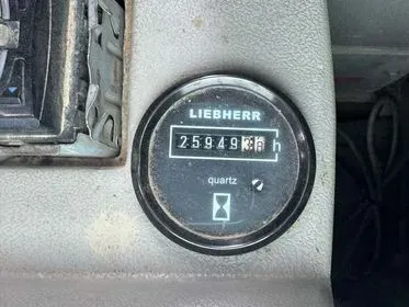 LIEBHERR 914 Litronic / 2003 / 25 950 m/h (15)