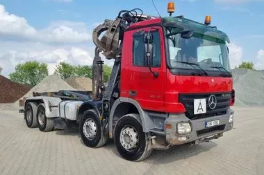 Mercedes Benz Actros  4144  8x4/ container carier/ crane/ 655089 km/ 2008 (4)