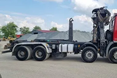 Mercedes Benz Actros  4144  8x4/ container carier/ crane/ 655089 km/ 2008 (5)