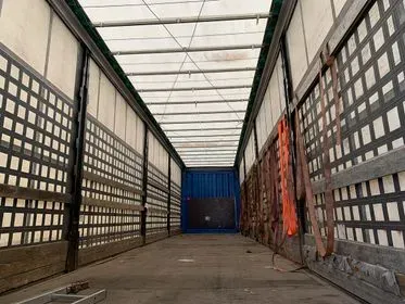 Krone SD 2012/ curtain side semi trailer  (28)