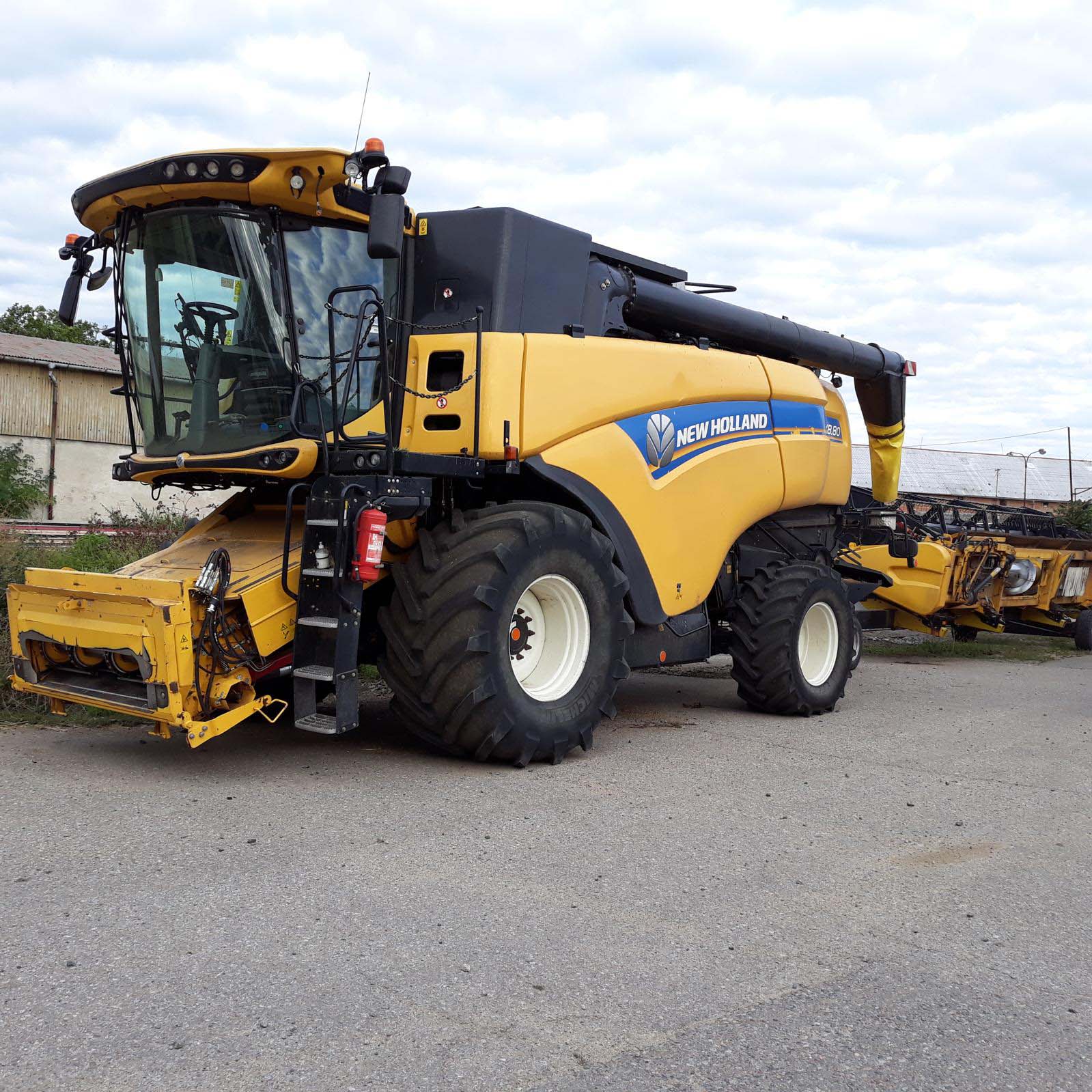 NEW HOLLAND CX8.80 / 2016 / 2 600 m/h