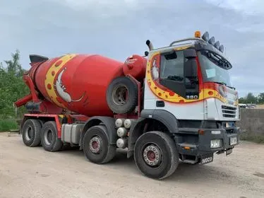 Iveco Trakker 380 8x4/  Concrete Mixer Stetter/ 2006/ 415565 km (7)