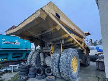 KOMATSU HD 465-5/ New engine 1000 mth/ 1992 (9)