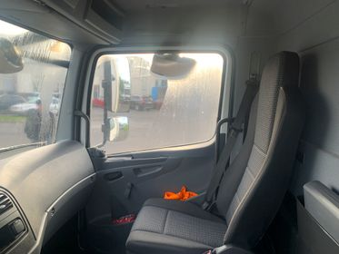 Mercedes Benz Atego 1329 L / LAMBERET + CARRIER/ 2012 (14)