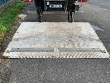 Mercedes Benz Atego 1329 L / LAMBERET + CARRIER/ 2012 (42)