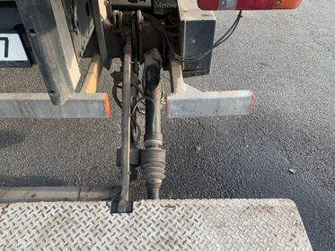 Mercedes Benz Atego 1329 L / LAMBERET + CARRIER/ 2012 (43)