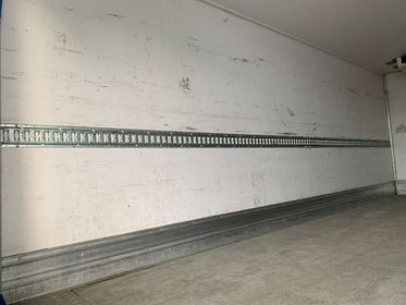 Mercedes Benz Atego 1329 L / LAMBERET + CARRIER/ 2012 (47)