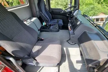 Man TGA  33.430 6x4 / 2006/ container carrier / crane (20)