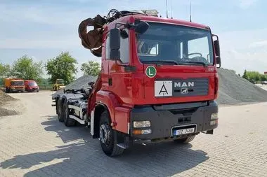 Man TGA  33.430 6x4 / 2006/ container carrier / crane (11)