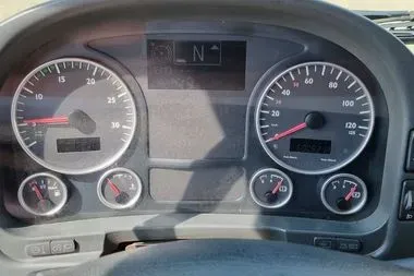 Man TGA  33.430 6x4 / 2006/ container carrier / crane (16)