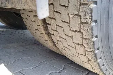 Man TGA  33.430 6x4 / 2006/ container carrier / crane (26)