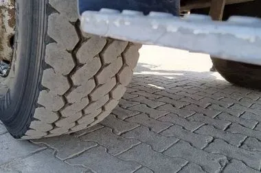 Man TGA  33.430 6x4 / 2006/ container carrier / crane (29)