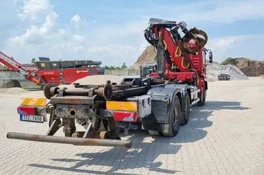 Man TGA  33.430 6x4 / 2006/ container carrier / crane (5)