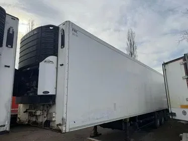 Schmitz CARGOBULL SK024 / 2015 (1)