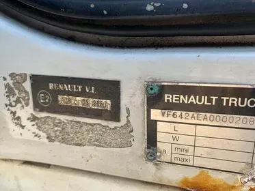 Renault Midlum 180.09/B P 4x2/2006/ 1216151 km/ Euro 3 (73)