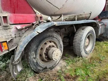 IVECO MP 340 E 34 H / 1996 / 386 036 km (6)