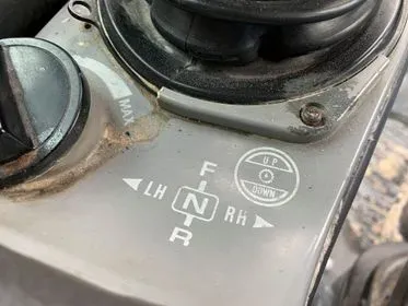 Komatsu  D65 EX/ 2006/ 10 869 Mth  (99)