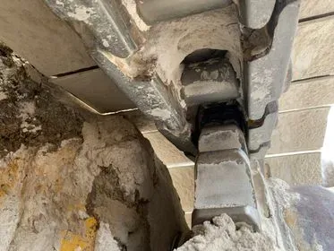 Komatsu  D65 EX/ 2006/ 10 869 Mth  (16)