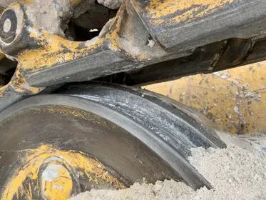 Komatsu  D65 EX/ 2006/ 10 869 Mth  (22)