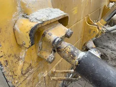 Komatsu  D65 EX/ 2006/ 10 869 Mth  (40)