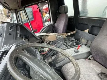 IVECO MP 340 E 35 / 2000 / 484 412 km (8)