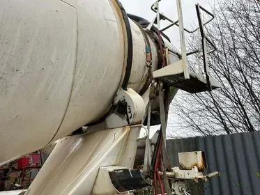 IVECO MP 340 E 35 / 2000 / 484 412 km (4)