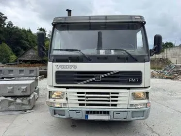 VOLVO FM7 64 R / 1999 / 311 600 km (2)