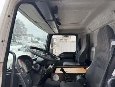 MAN TGL 12.180 / 2006 / 465 100 km (19)