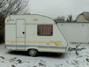 Obytný přívěs  DELTA (5)