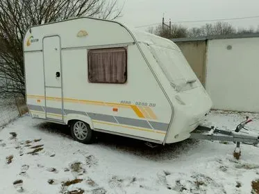 Obytný přívěs  DELTA (4)