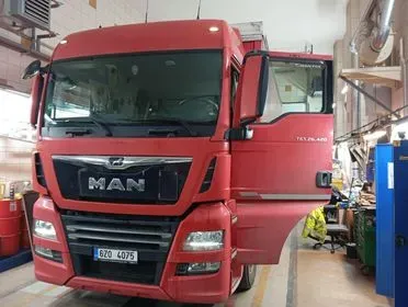 MAN TGX 440 / 2018 / 742 000 km (2)