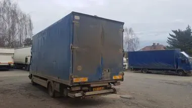 Mercedes-Benz ATEGO 818 / 2002 / 1 000 000 km (4)