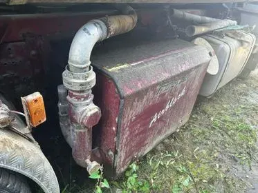 IVECO STRALIS 350 / 2004 / 392 878 km (8)