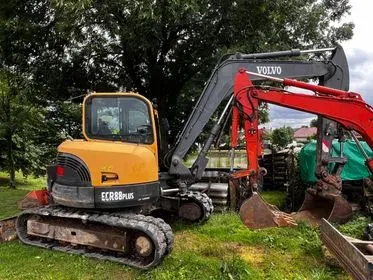 Volvo ECR 88 Plus/ 2010/ 10200 motohours  (1)