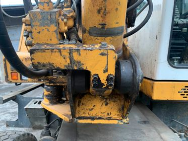 Liebherr A 310 B/ 2000/ 15 211 mth (13)